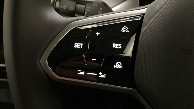 Volkswagen ID. Buzz 210kW Style Pro 86kWh 5dr LWB Auto [7St/Design+] Electric Estate